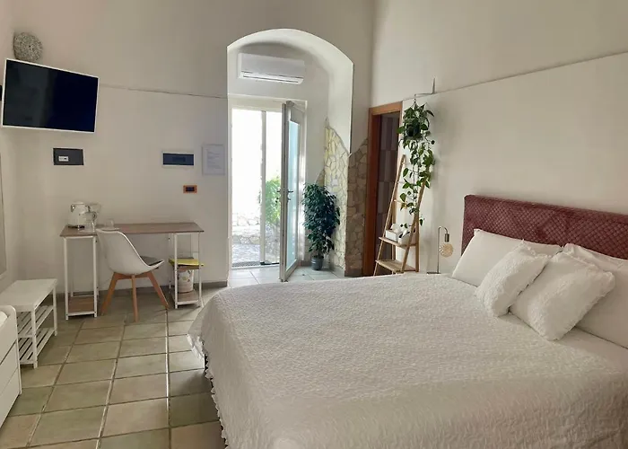 Affittacamere Il Giardino Dei Limoni 4*